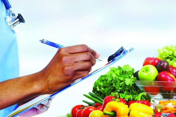 بحث عن التغذية العلاجية بحث عن التغذية العلاجية