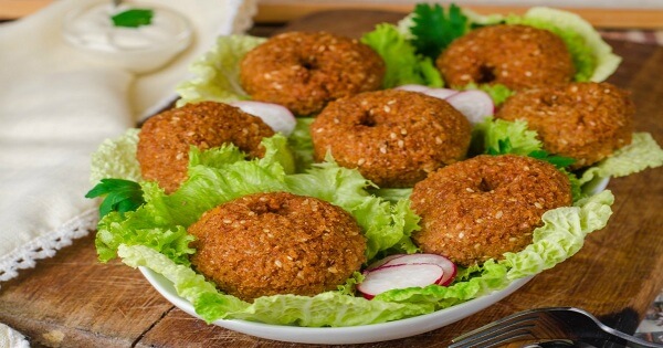 طريقة عمل عجينة الفلافل المصرية