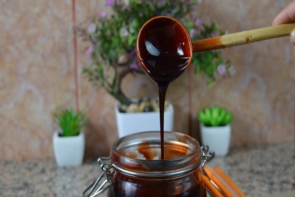 هل العسل الأسود يرفع السكر هل العسل الأسود يرفع السكر