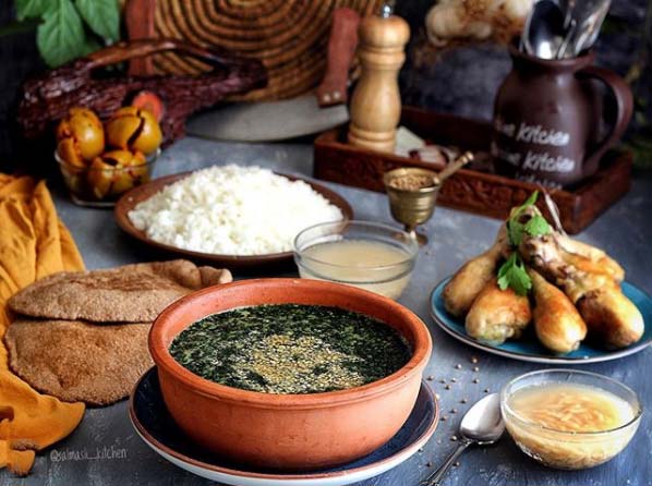 طريقة عمل الملوخية على اصولها
