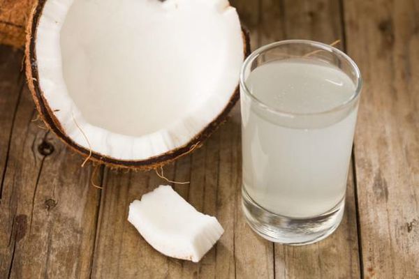 أضرار ماء جوز الهند