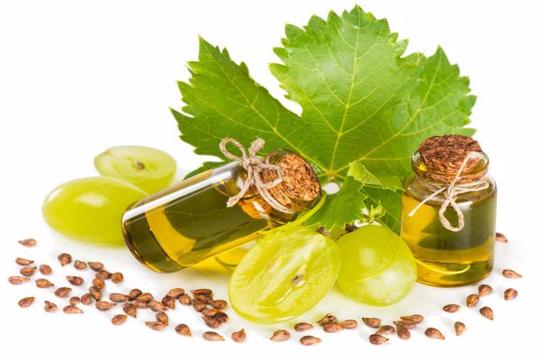 خلطات زيت بذور العنب للشعر
