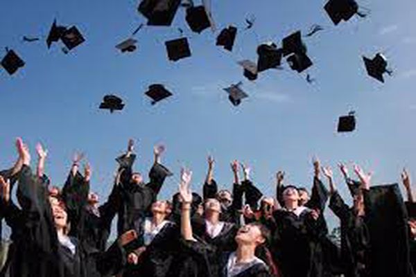 مقال عن الجامعة