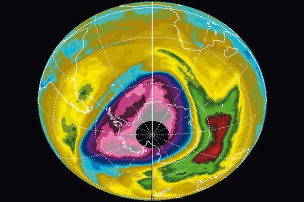 بحث عن تلوث طبقة الأوزون