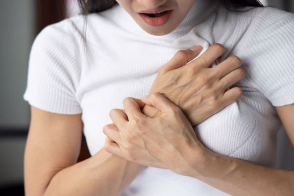 أعراض الشد العضلي بالصدر