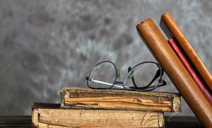 دور الأنثروبولوجيا والنقد الثقافي في فهم الأدب العربي