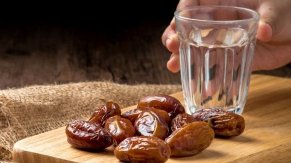 أثر شهر رمضان على بناء العلاقة بين العبد وربه
