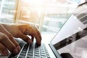 هل يمكنني بناء موقع ويب بدون برمجة؟