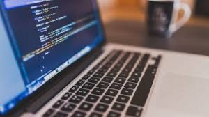 كيف أتعلم البرمجة من الهاتف؟
