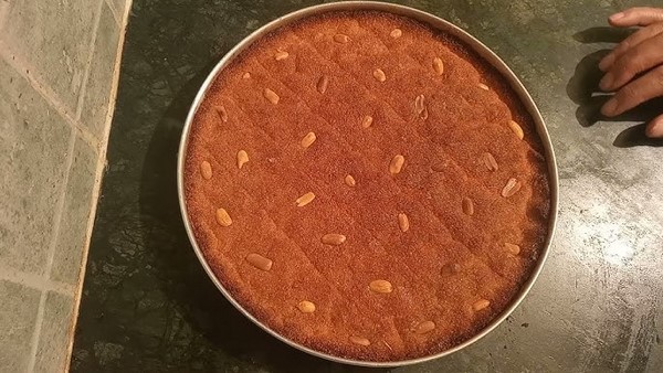 طريقة عمل البسبوسة بالزبادي فاطمة أبو حاتي