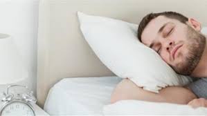 احتلمت وأنا صائم هل اغتسل؟