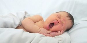 متى يختفي الصفار عند المواليد