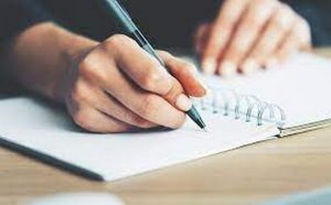 كيف يمكنني تحسين مهاراتي في الكتابة؟