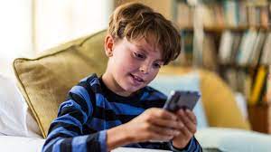 عدد ساعات استخدام الجوال للاطفال