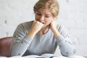 علاج القلق والتوتر بدون أدوية