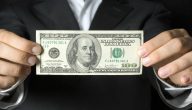 كيف ربحت أول 100 دولار من الإنترنت بدون رأس مال