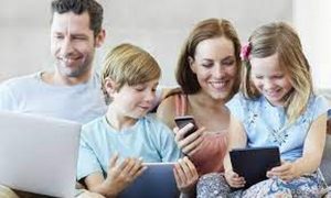مواقع التواصل الاجتماعي والطلاق