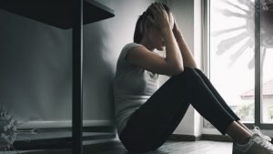 اعراض الاكتئاب الصامت وكيفية التعامل معه في المنزل