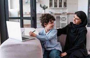 ما هي الطريقة المثلى للتعامل مع المراهق؟