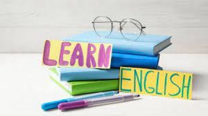 كيف يمكنني تحسين مهاراتي في اللغة الإنجليزية؟