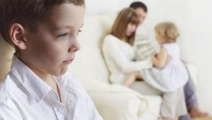 ما هي أبرز الأخطاء الشائعة في تربية الأولاد؟