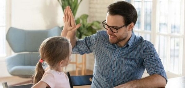 كيف تربي طفلا قوي الشخصية دون ان يكون عنيدا