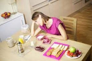 هل الأكل يؤثر على التفكير؟