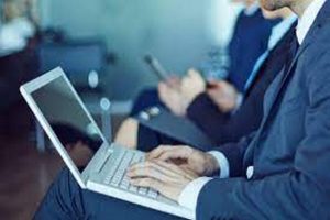هل يمكنك كسب المال من إنشاء الدورات التدريبية؟