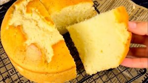 وصفة كيكة إسفنجية هشة مثل المحلات