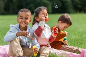 ما هي الأنشطة المناسبة للأطفال الأذكياء؟
