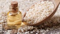فوائد زيت السمسم للبشرة الحساسة وكيفية استخدامه يوميًا