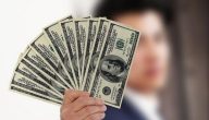 كيف تحقق اول 1000 دولار من العمل اونلاين