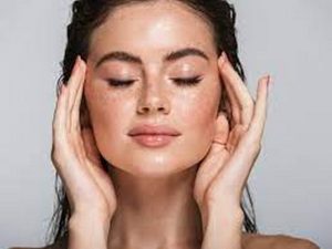 ماذا أضع على وجهي في الصباح؟