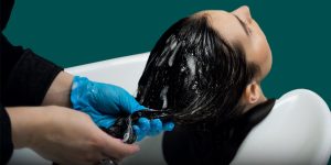 كيف أعالج شعري الجاف في المنزل؟