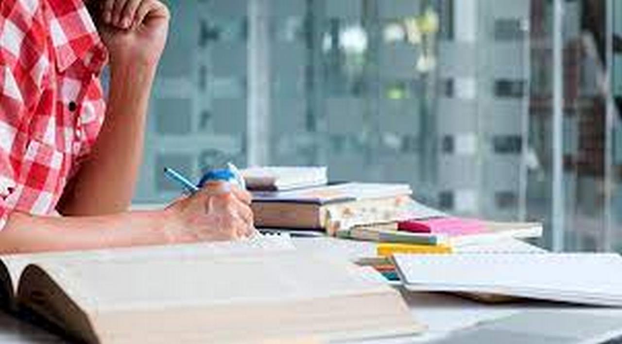 كيف تتغلب على التشتت اثناء الدراسة في المنزل