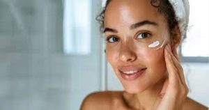 اسرار العناية بالبشرة في فصل الشتاء بأقل تكلفة