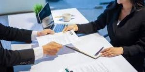 كيف تكتب خطاب تقديم احترافي يجذب أصحاب العمل