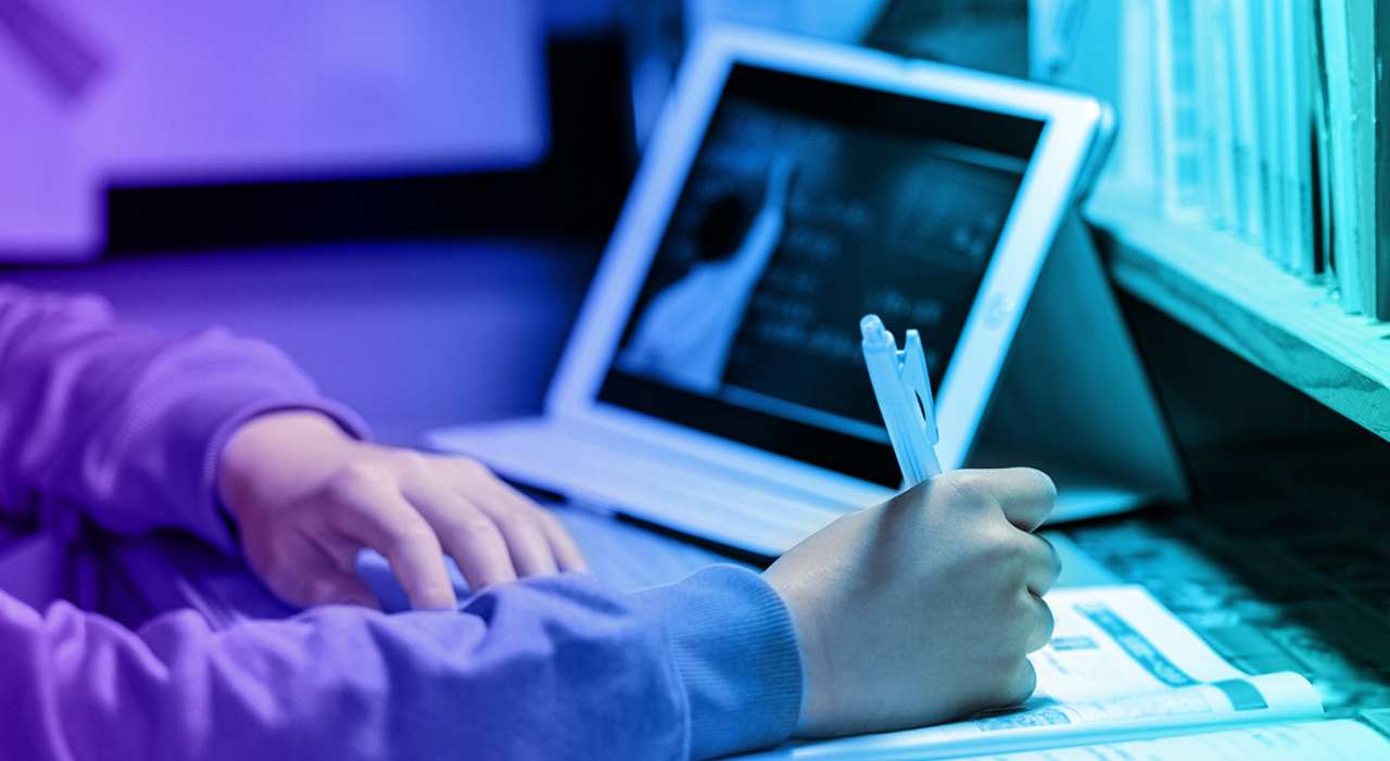 أفضل طرق اكتشاف فرص العمل عبر المنصات الرقمية العربية