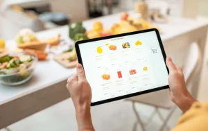 ما هو الفرق بين التجارة الإلكترونية والتجارة التقليدية؟