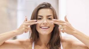 ما هو ترتيب روتين العناية بالبشرة؟