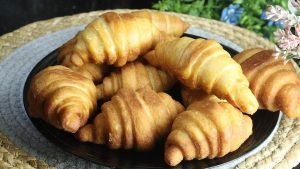 طريقة عمل العجينة السريعة للمعجنات؟