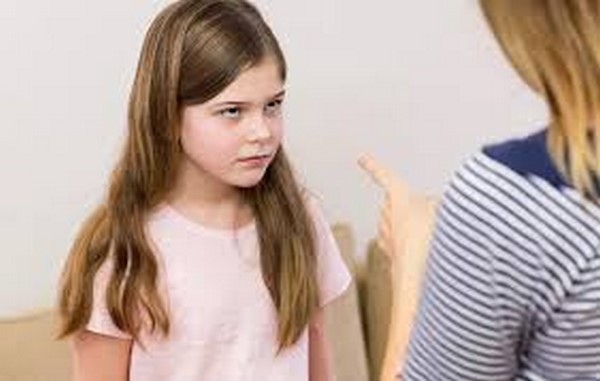 اخطاء تربوية تدمر شخصية طفلك بدون أن تشعري