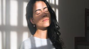 أخطر أعراض نقص فيتامين د عند النساء؟
