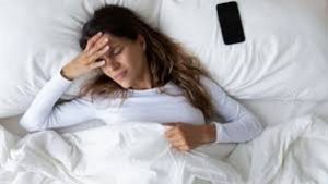 علاج الأرق وقلة النوم بالأعشاب