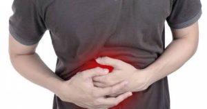 ما هي أسباب ألم المعدة والشعور بالتعب والإرهاق والغثيان؟